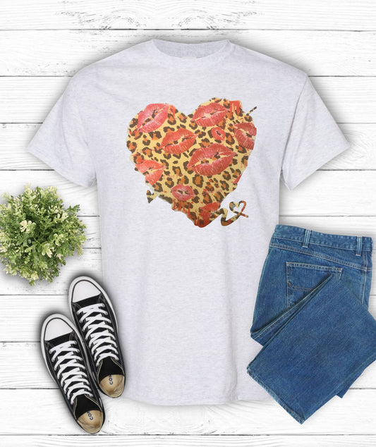 💋Kisses T-Shirt